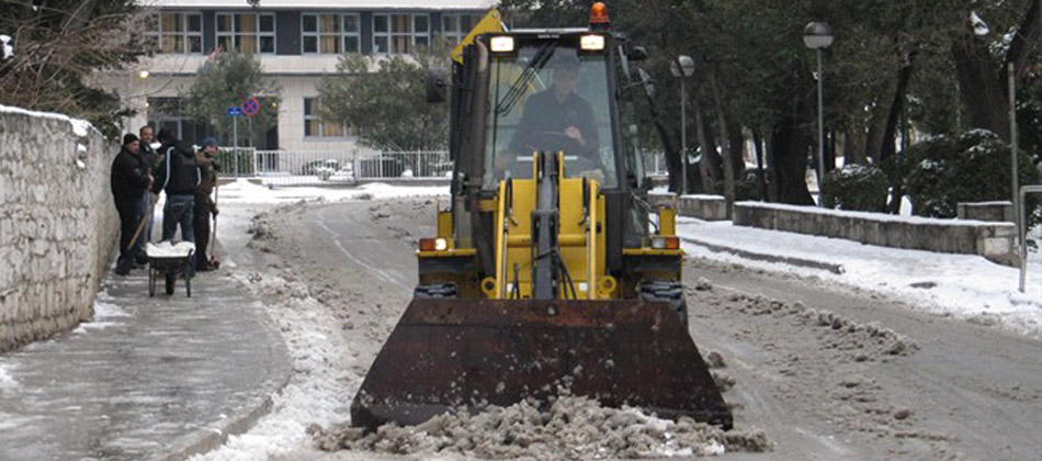 SUVREMENI STROJEVI